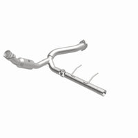 MagnaFlow Direct Fit Catalytic Converter 2007-2008 Ford Expedition/Navigator V8-5.4L