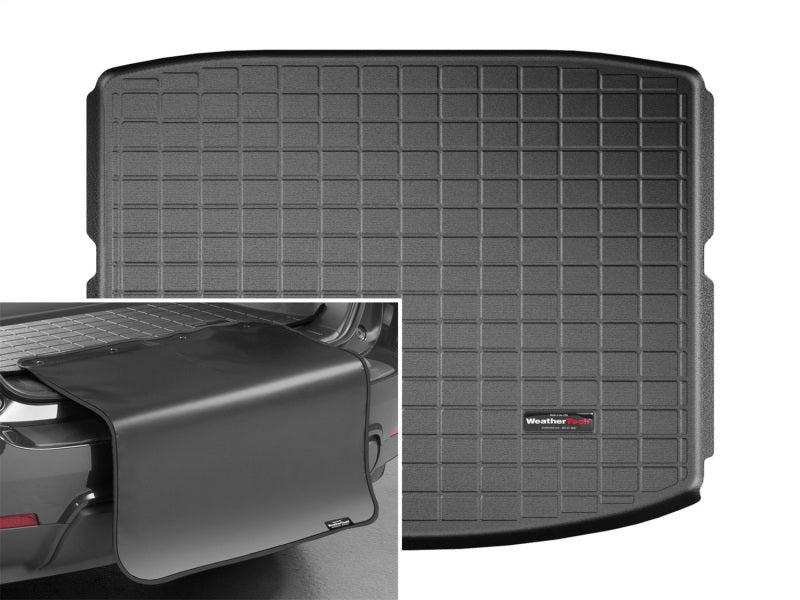 WeatherTech 2017+ Honda CR-V Cargo Liner w/ Bumper Protector - Black