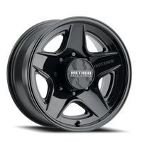 Method MR319 18x9 18mm Offset 8x6.5 BP 130.81mm CB Gloss Black Wheel
