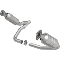 MagnaFlow Direct Fit Catalytic Conv 05-06 Dodge Dakota/2006 Mitsubishi Raider 3.7L Y-Pipe Assembly