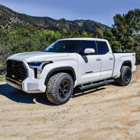 Westin 2022-2026 Toyota Tundra Dbl Cab R5 Nerf Step Bars - Textured Black