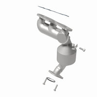 MagnaFlow Direct Fit Catalytic Converter 11-15 Sienna 3.5 Manifold