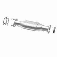 MagnaFlow Direct Fit Catalytic Converter 2003-2006 MONTERO 3.8 L Underbody