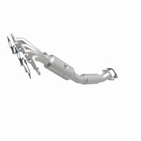 MagnaFlow Direct Fit Catalytic Converter 08-09 Ford Focus 2.0L