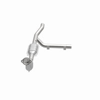 MagnaFlow Direct Fit Catalytic Converter 97-98 Ford Expedition 4.6