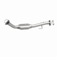 MagnaFlow Direct Fit Catalytic Conv 02-06 Cadillac Escalade / 02-06 GM Yukon (Inc Denali) 6.0L P/S