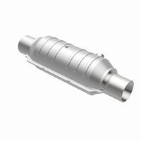 MagnaFlow Universal Catalytic Converter 2.50 OEM Angled O2