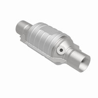 MagnaFlow Univ Cat Conv 2.5in Inlet/Outlet Ctr/Ctr Round 9in Body L x 5.125in W x 13in Overall L