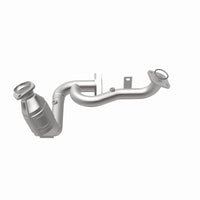 MagnaFlow Direct Fit Catalytic Converter 04-05 Taurus/Sable 3.0L