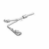 MagnaFlow Direct Fit Catalytic Converter 02-03 Dodge Durango 5.9L