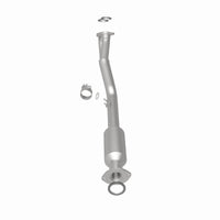 MagnaFlow Direct Fit Catalytic Converter California Grade 96-98 Toyota 4Runner 2.7L
