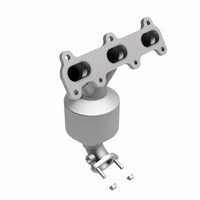 MagnaFlow Direct Fit Catalytic Converter 01-04 Hyundai Santa Fe 2.7L