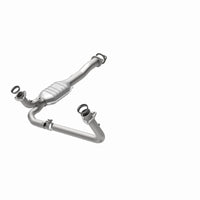 MagnaFlow Direct Fit Catalytic Converter California Grade 96-99 GM K/C 1500/2500 5.0L V8/4.3L V6