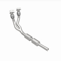 MagnaFlow Direct Fit Catalytic Converter 02-05 Golf 2.8L Underbody