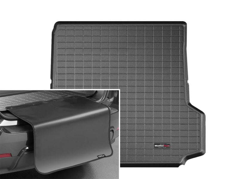 WeatherTech 07-12 Chevrolet Malibu Cargo Liner w/ Bumper Protector - Black