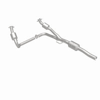 MagnaFlow Direct Fit Catalytic Converter 02-03 Dodge Durango