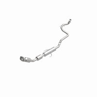 MagnaFlow Direct Fit Catalytic Converter 07-11 Toyota Yaris 1.5L Underbody