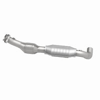 MagnaFlow Direct Fit Catalytic Converter 97-98 Ford Trucks 4.6L