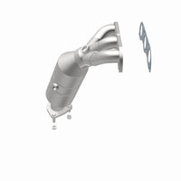 MagnaFlow Direct Fit Catalytic Converter 04-05 Suz Verona2.5 Manifold Rear