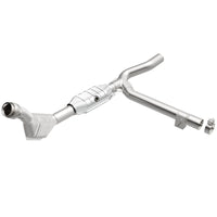 MagnaFlow Direct Fit Catalytic Converter 99-00 Ford F-150 4.2L 50S