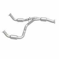 MagnaFlow 12-14 Chevrolet Silverado 2500 HD 6.0L Direct Fit Converter