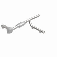 MagnaFlow Direct Fit Catalytic Converter 97-98 Ford Expedition 4.6