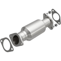MagnaFlow Direct Fit Catalytic Converter 2011 Kia Sorento 3.5 Underbody