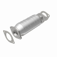 MagnaFlow Direct Fit Catalytic Converter 96-98 Nissan Altima 2.4L
