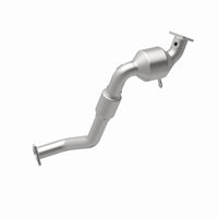 MagnaFlow Direct Fit Catalytic Converter 07 VW Touareg 3.6L Rear close