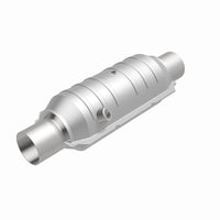 MagnaFlow Universal Catalytic Converter 2.50 OEM Angled O2