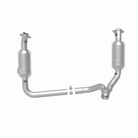 MagnaFlow Direct Fit Catalytic Converter 2006 Dodge RAM 1500 Pickup 5.7L Solid Front Axle