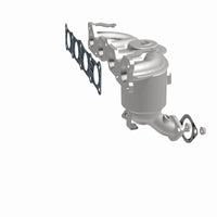 MagnaFlow Direct Fit Catalytic Converter 13-16 Hyundai Santa Fe Sport 2.4L Manifold