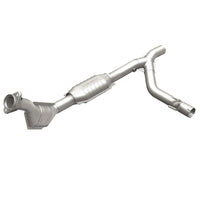 MagnaFlow Direct Fit Catalytic Converter 99 F-150 5.4L V8 P/S 2WD