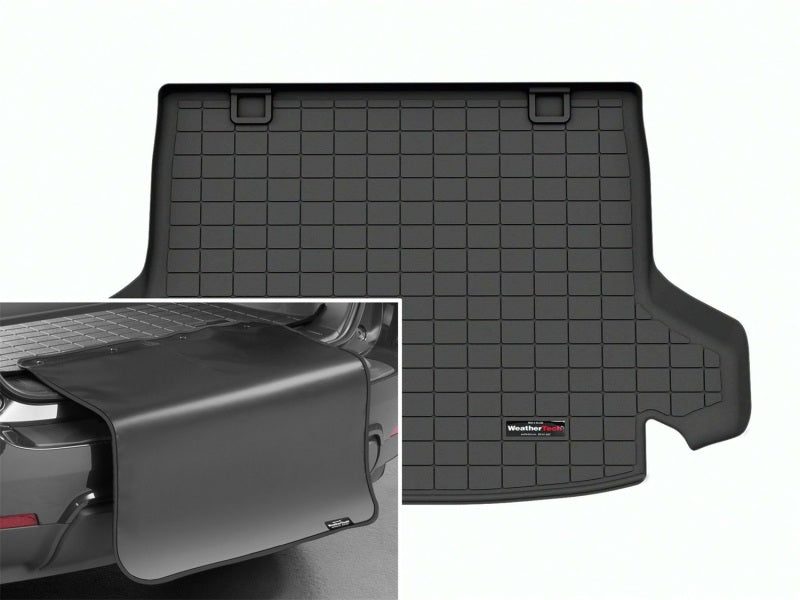 WeatherTech 2023 Honda HR-V Cargo Liner w/Bumper Protector - Black