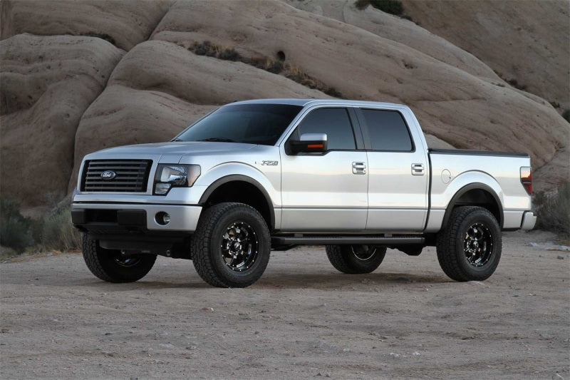 Fabtech 09-13 Ford F150 4WD 4in Lift System - Component Box 1