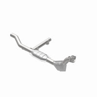 MagnaFlow Direct Fit Catalytic Converter 97-98 Ford Expedition 4.6