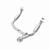MagnaFlow Direct Fit Catalytic Converter 2007-2008 Cadillac Escalade 6.2L