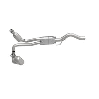 MagnaFlow Direct Fit Catalytic Converter 00-03 Dakota 4.7L
