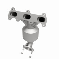 MagnaFlow Direct Fit Catalytic Converter 01-04 Hyundai Santa Fe 2.7L