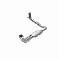 MagnaFlow Direct Fit Catalytic Converter 97-98 Ford Trucks 5.4L