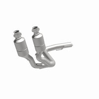 MagnaFlow Direct Fit Catalytic Converter 99-01 Grand Cherokee Front 4.7L