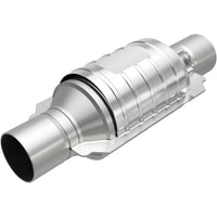 MagnaFlow Univ Cat Conv 2.5in Inlet/Outlet Ctr/Ctr Round 9in Body L x 5.125in W x 13in Overall L
