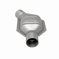 MagnaFlow Universal Catalytic Converter 2.25in Inlet/Outlet Angled Offset/Center Calif OBDII