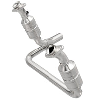 MagnaFlow Direct Fit Catalytic Converter 04 Dodge Durango 3.7L/4.7L