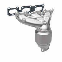 MagnaFlow Direct Fit Catalytic Converter 13-14 Santa Fe 3.3L Manifold