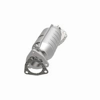 MagnaFlow Direct Fit Catalytic Converter Audi 97-05 A4/A4 Quattro / Volkswagen 00-05 Passat 1.8L