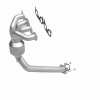 MagnaFlow Direct Fit Catalytic Converter 05-11 Volvo XC90 4.4L Front