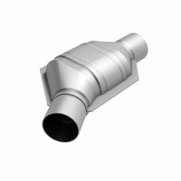 MagnaFlow Universal Catalytic Converter 2.25in Inlet/Outlet Angled Offset/Center Calif OBDII