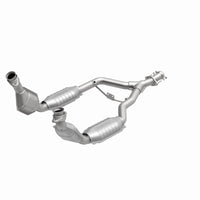 MagnaFlow Direct Fit Catalytic Converter 96-98 Ford Mustang 3.8L