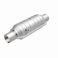 MagnaFlow Universal Catalytic Converter 2.50 OEM Angled O2